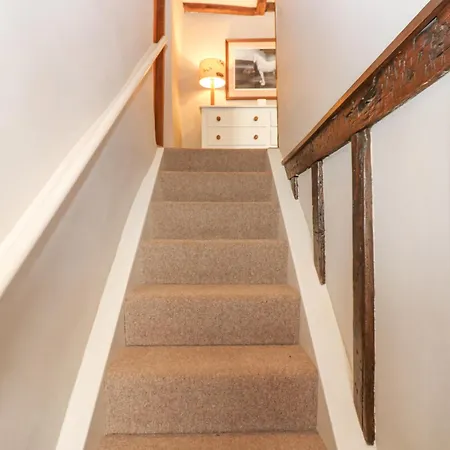 Castle Hill * 米德尔赫姆