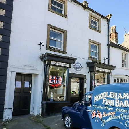 Castle Hill 米德尔赫姆